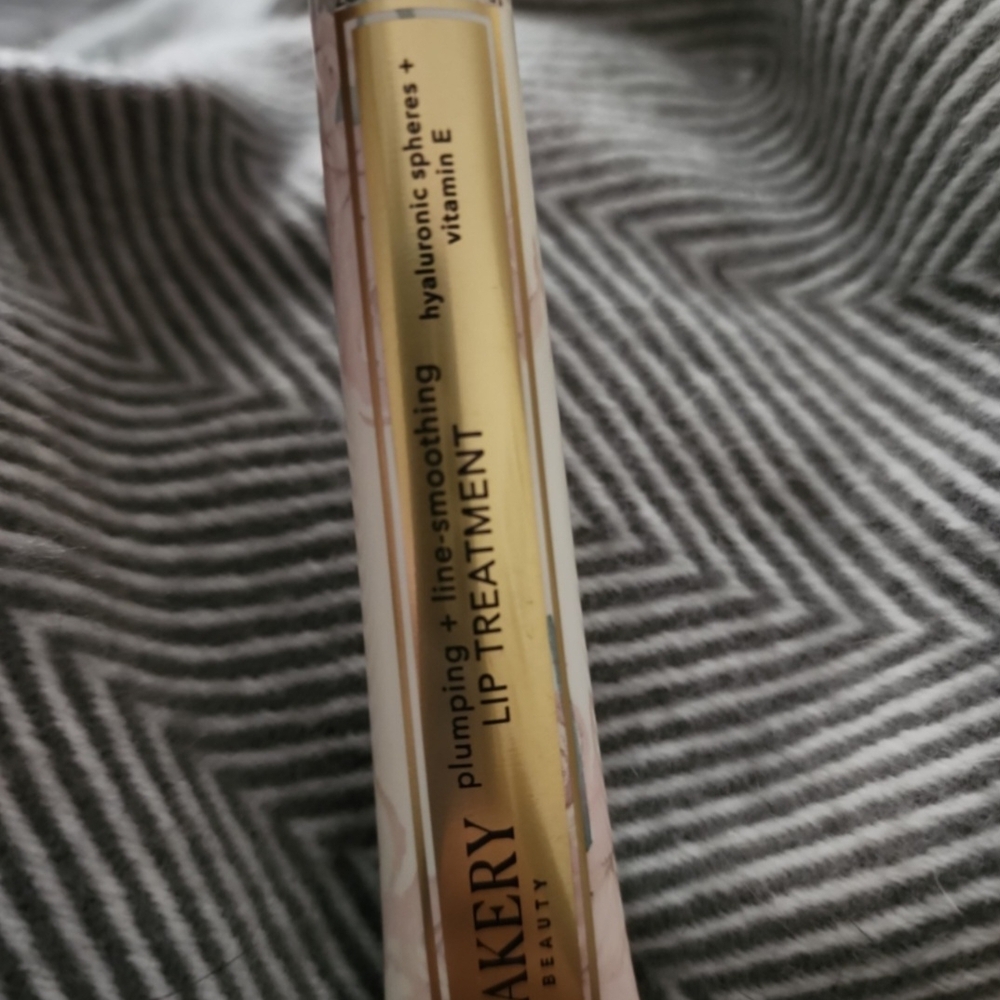 Lip Treatment - Gold
